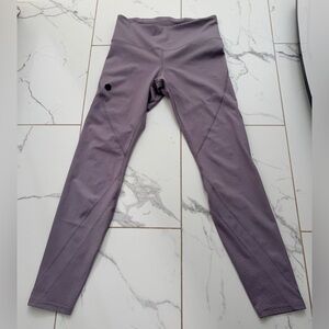 Under Armour Leggings in Lilac | Size M